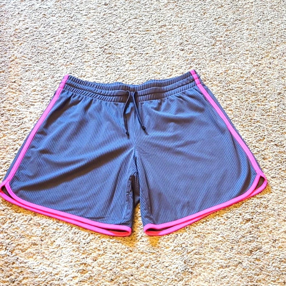 Ladies athletic short